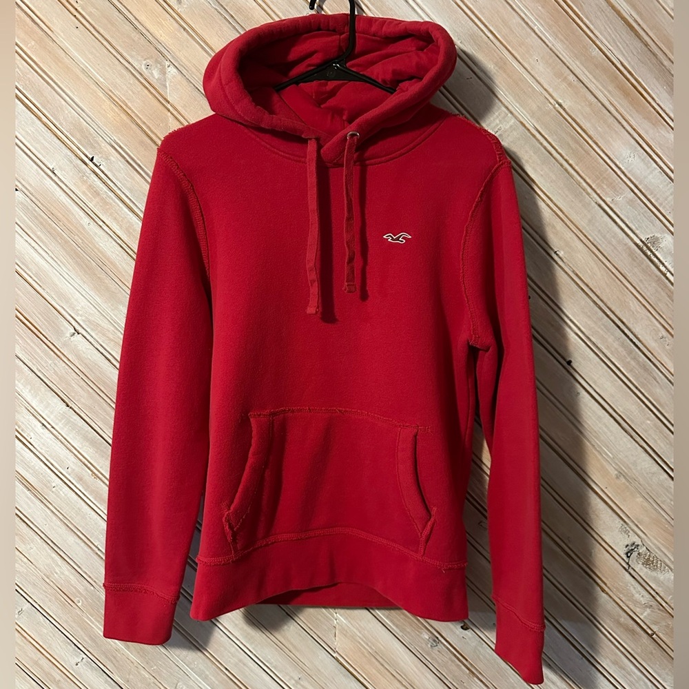 Hollister Classic Red Hoodie for Men - Picture 1 of 8